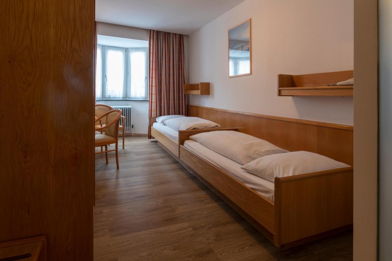 Hotel Krone Matrei am Brenner Eksteriør billede