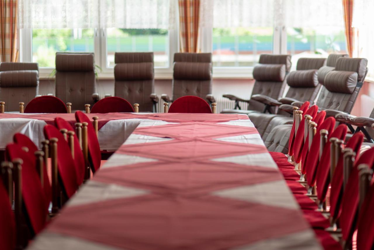 Hotel Krone Matrei am Brenner Eksteriør billede